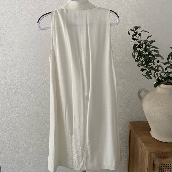 white dress with black buttons - Picture 3 of 10
